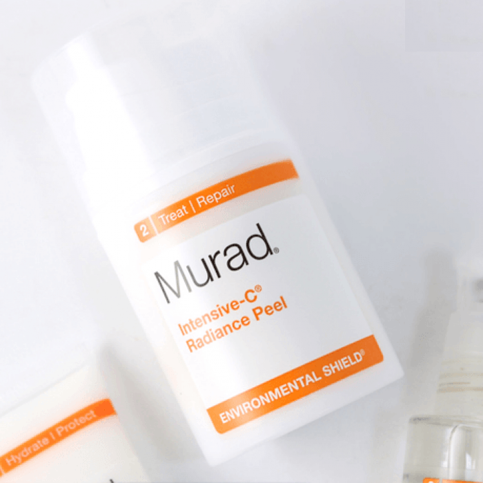 Serum giúp tái tạo da Murad Intensive-C Radiance Peel. Đây là một loại mỹ phẩm dưỡng trắng da và tái tạo của hãng mỹ phẩm hàng đầu Hoa Kỳ.