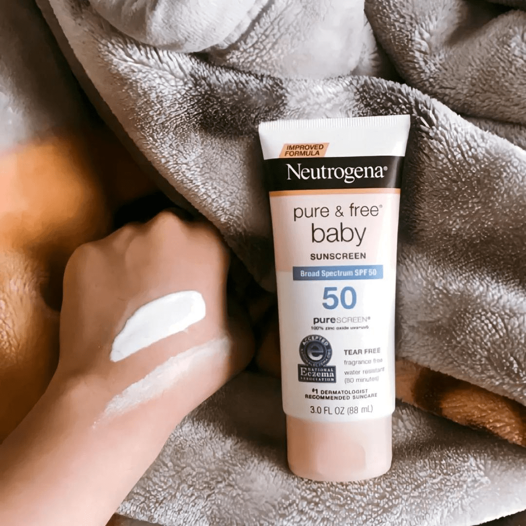 Neutrogena Pure & Free Baby Mineral Sunscreen Broad Spectrum SPF 50 - Một trong 5 sản phẩm kem chống nắng tốt cho bà bầu và trẻ em